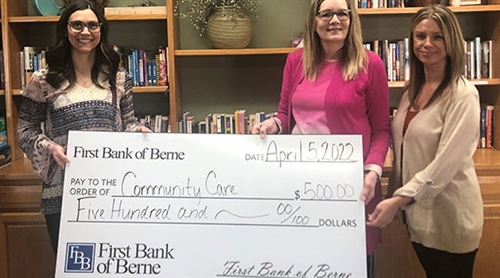 First Bank of Berne Donates to Community Care of Wells County