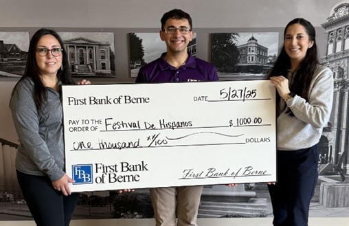 First Bank of Berne Supports Festival De Hispanos with Community Donation