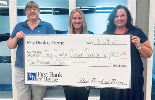 First Bank of Berne Supports Jay County Cancer Society with Donation