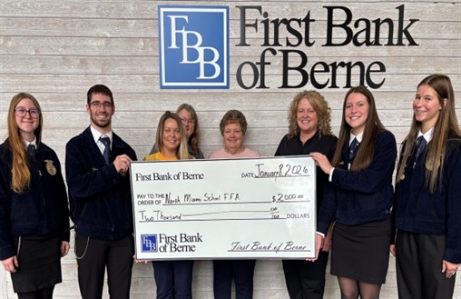 First Bank of Berne Donates to North Miami FFA Dairy Team’s International Competition