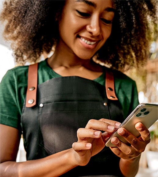 Inset-TeamWalking-Wheat-Field